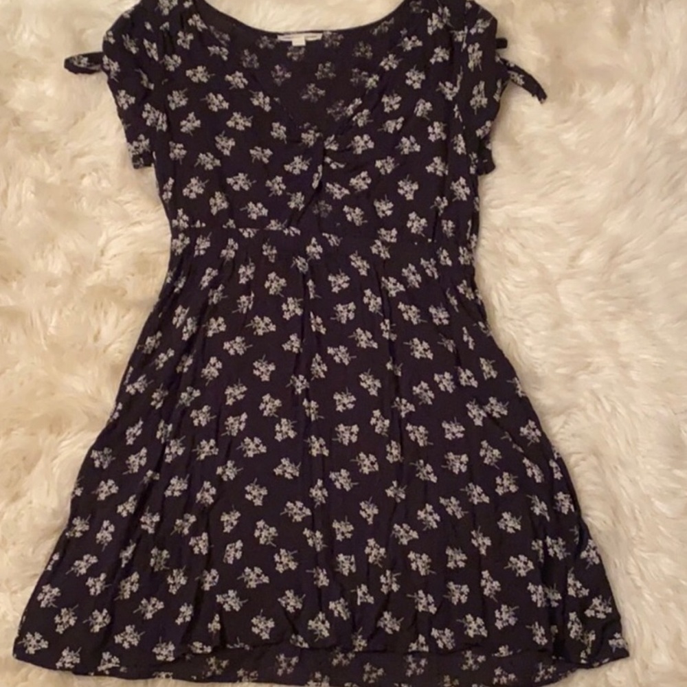Tie sleeve and cutout floral dress